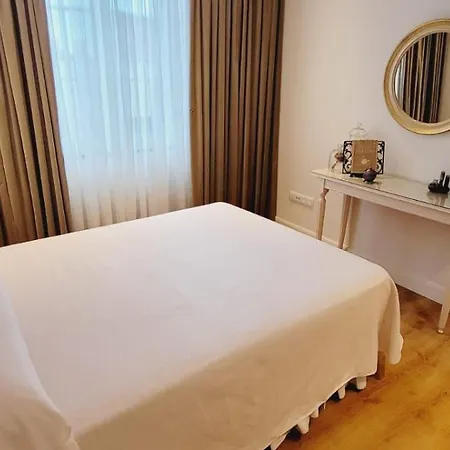Apartman Premium Penthouse For 4 At The Heart Of The City Oviedo