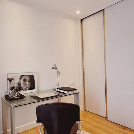 Apartman Premium Penthouse For 4 At The Heart Of The City *