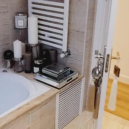Apartman Premium Penthouse For 4 At The Heart Of The City